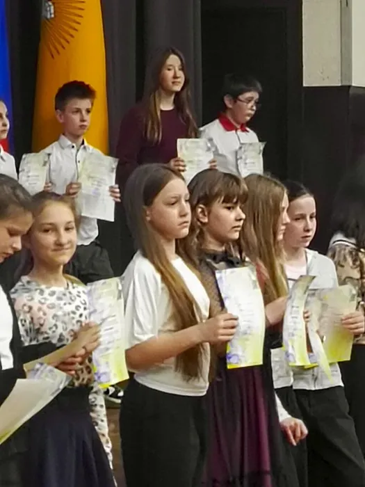 -5406893325341627983_121